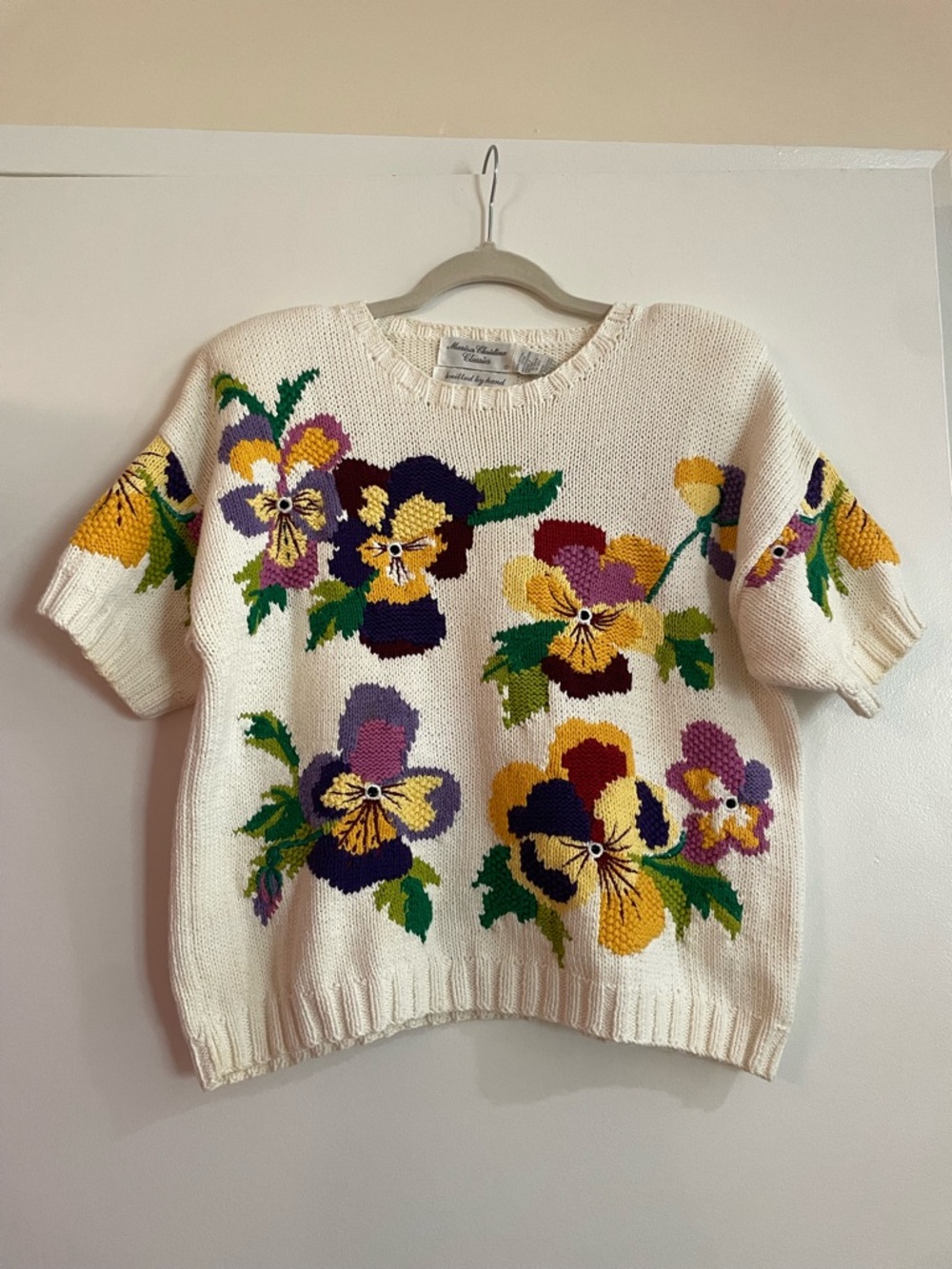 Vintage 90s Marisa Christina Cream Hand-Knit Pansy Short Sleeve Sweater